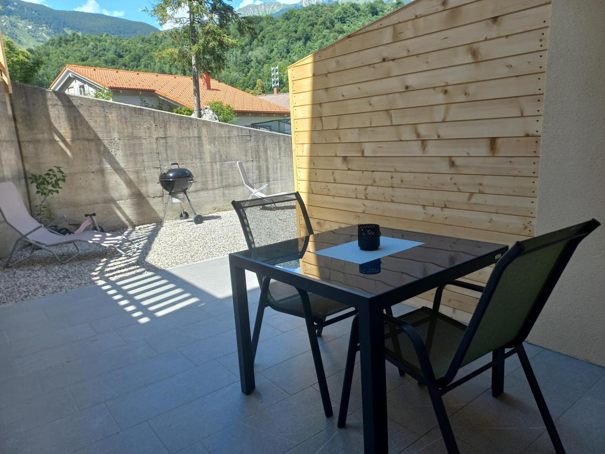 Hisa Za Gradom Kobarid Exterior foto