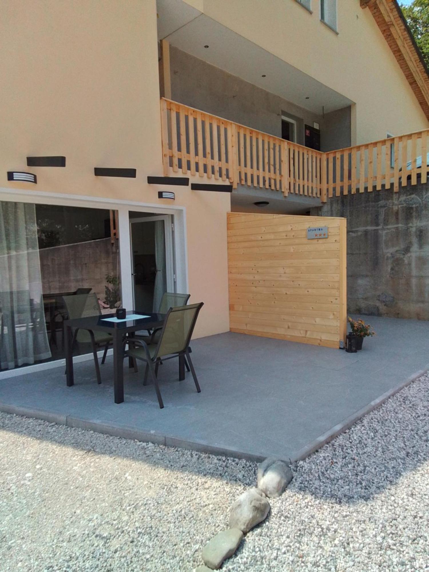 Hisa Za Gradom Kobarid Exterior foto
